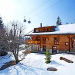 Khamariah Chalet