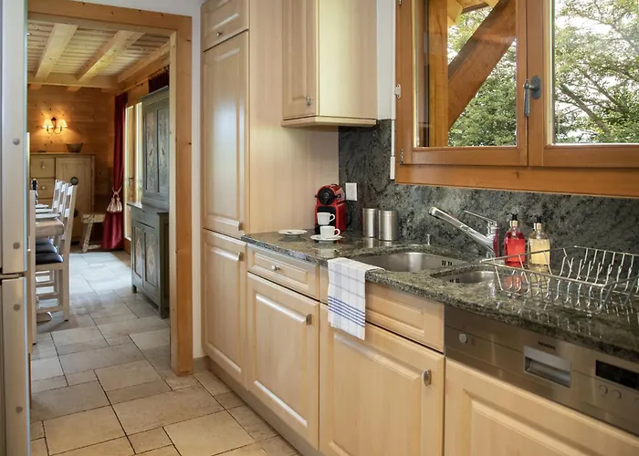 Domek alpejski Khamariah By Interhome *