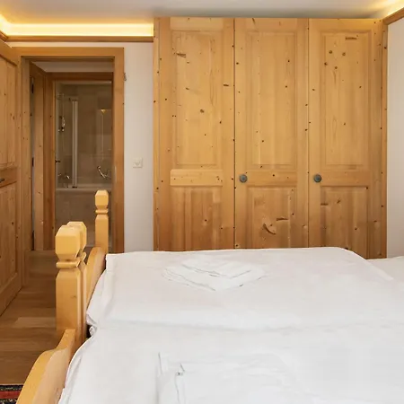 Domek alpejski Khamariah By Interhome